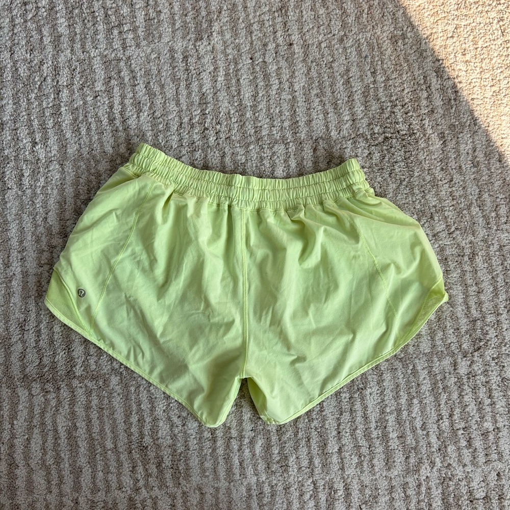 LULULEMON hotty hot shorts 12 4in low rise